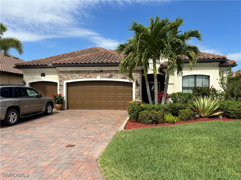 28058 Kerry CT, Bonita Springs, FL 34135