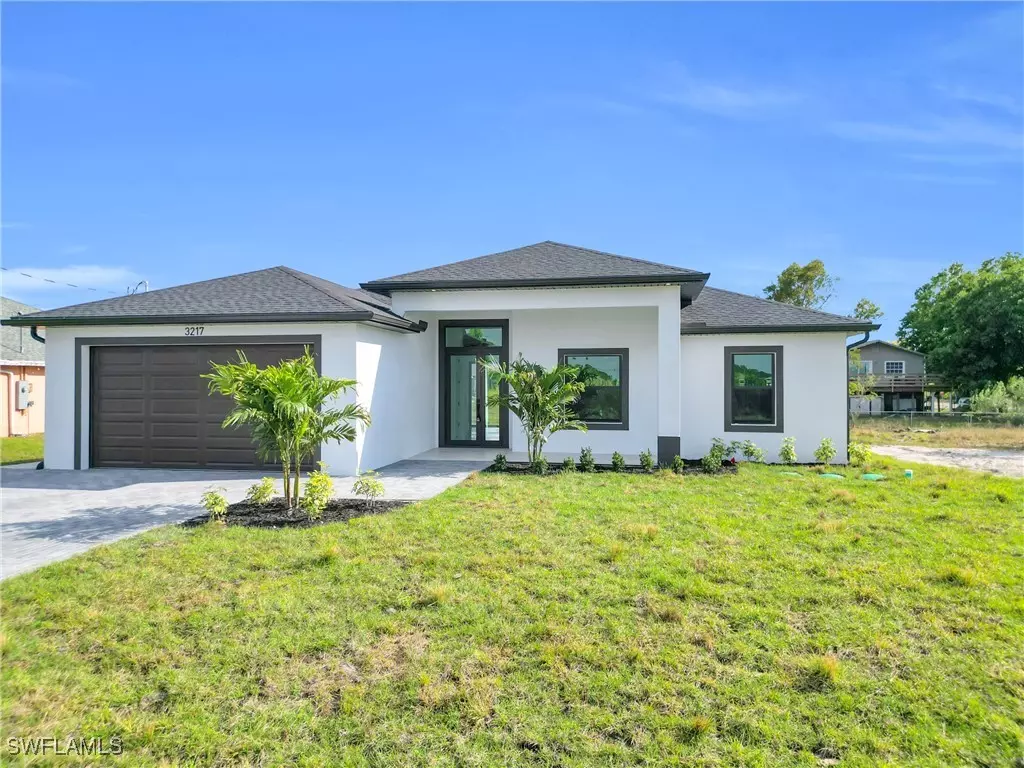 Lehigh Acres, FL 33976,3217 23rd ST SW