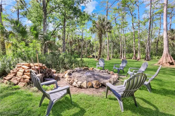 Naples, FL 34120,1420 14th AVE NE