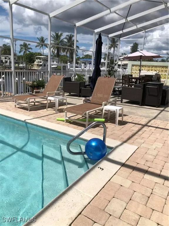 3211 Stringfellow RD #102, St James City, FL 33956