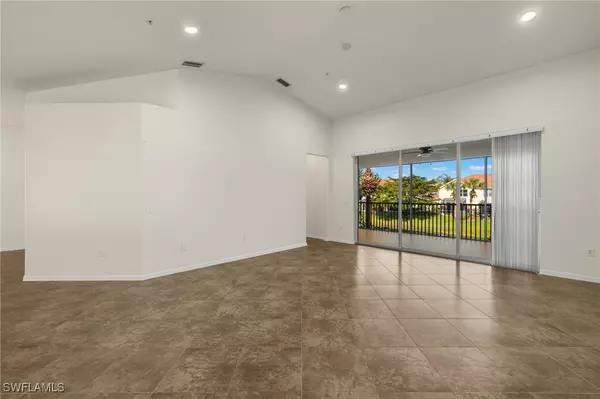 Naples, FL 34105,1280 Henley ST #1605