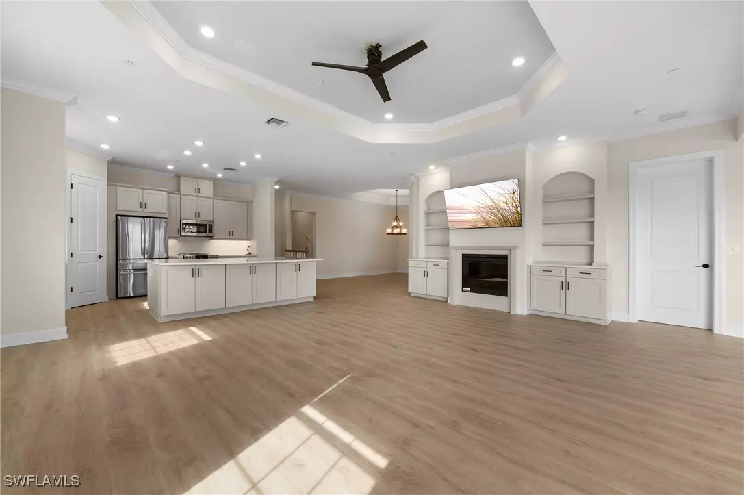 Naples, FL 34114,15327 Lucerna ST #204