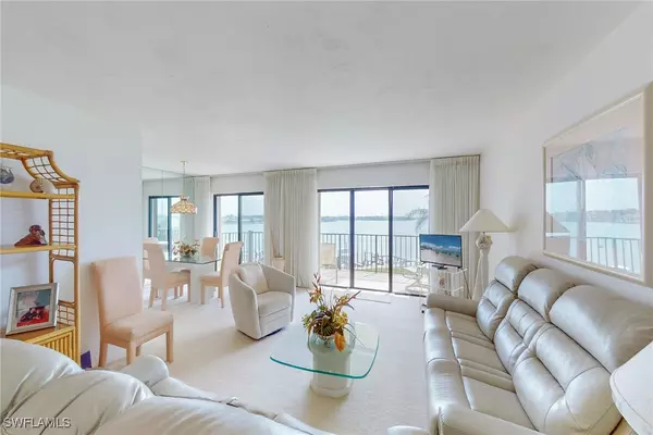 Marco Island, FL 34145,1100 S Collier BLVD #325