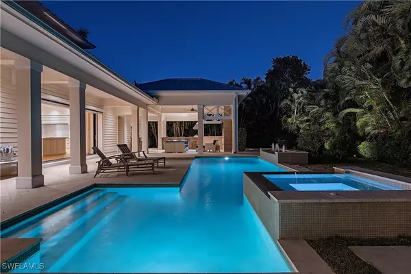 Naples, FL 34102,670 Mooring Line DR