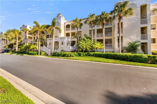 Naples, FL 34108,7725 Pebble Creek CIR #305