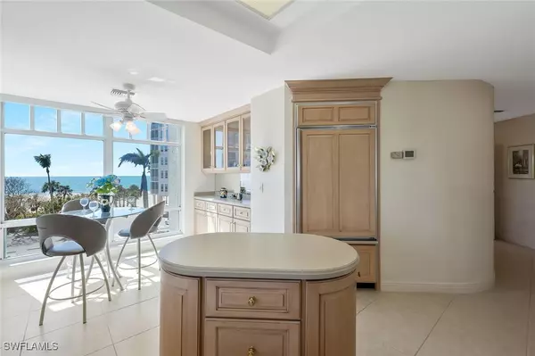 Bonita Springs, FL 34134,262 Barefoot Beach BLVD #301
