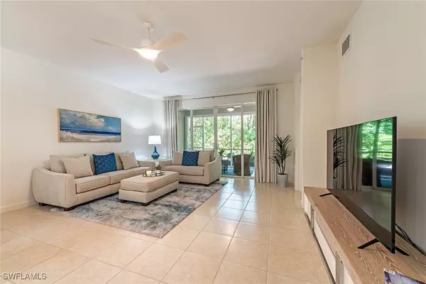 3042 Driftwood WAY #4805, Naples, FL 34109