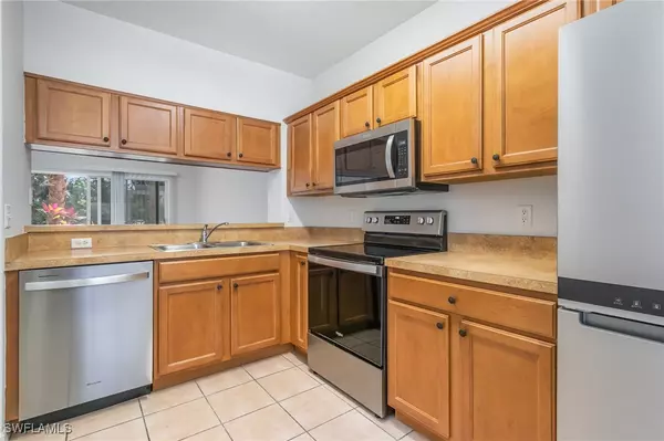 Fort Myers, FL 33966,8273 Pacific Beach DR