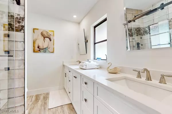 Bonita Springs, FL 34134,27881 Meadowlark LN