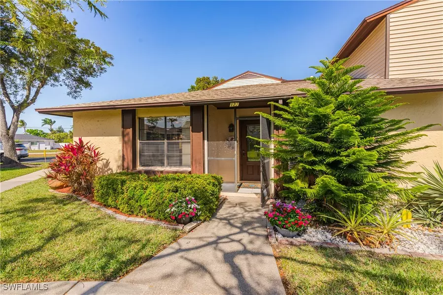 627 SE 12th AVE #127, Cape Coral, FL 33990