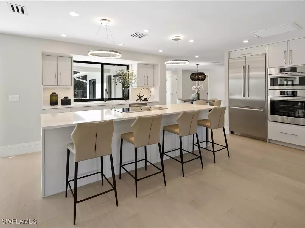 Naples, FL 34110,518 Cypress WAY E