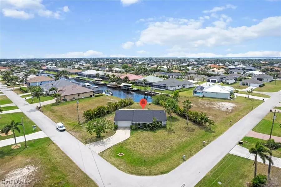 2618 SW 32nd LN, Cape Coral, FL 33914