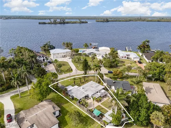 4464 E Riverside DR, Fort Myers, FL 33905