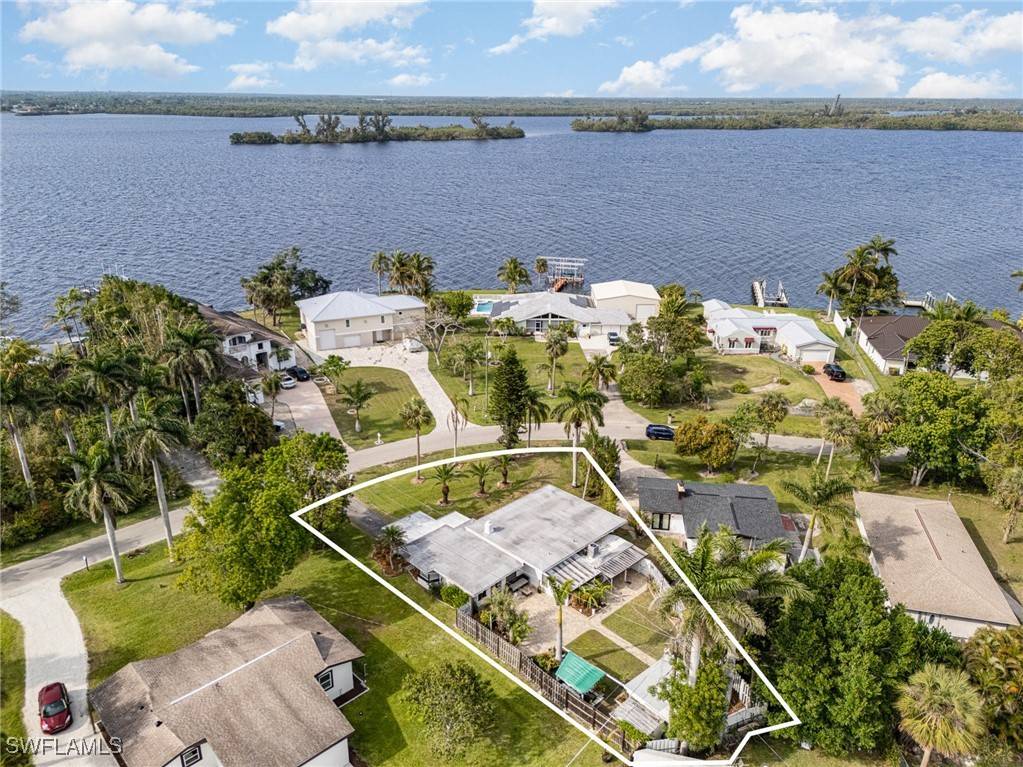 4464 E Riverside DR, Fort Myers, FL 33905