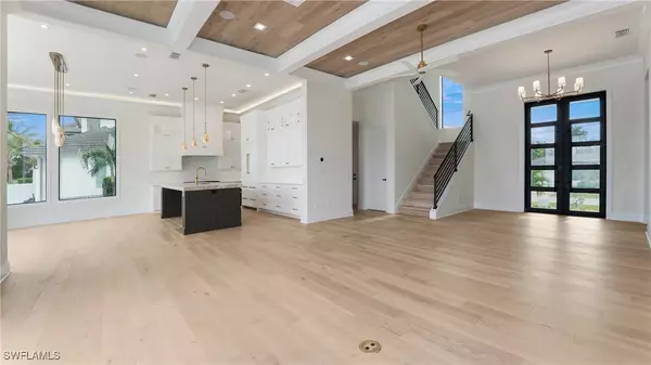 Marco Island, FL 34145,720 Tigertail CT