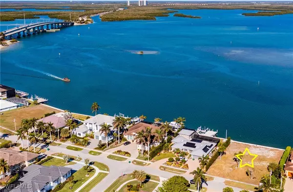 1457 Butterfield CT, Marco Island, FL 34145