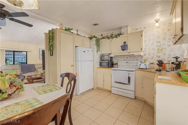 St James City, FL 33956,7261 Drum DR