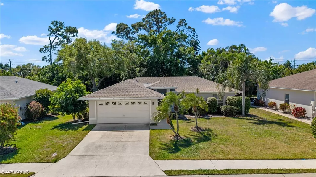 23485 Olde Meadowbrook CIR, Estero, FL 34134