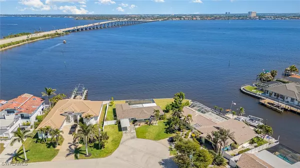 Cape Coral, FL 33904,1750 Sandy CIR