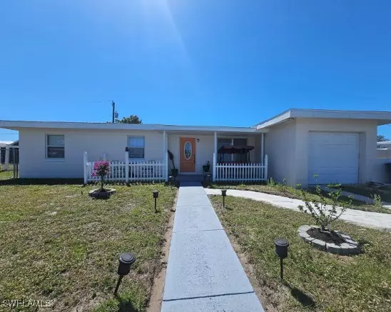 858 Conreid DR NE, Port Charlotte, FL 33952