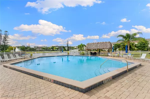 Naples, FL 34114,1004 Manatee RD #H201