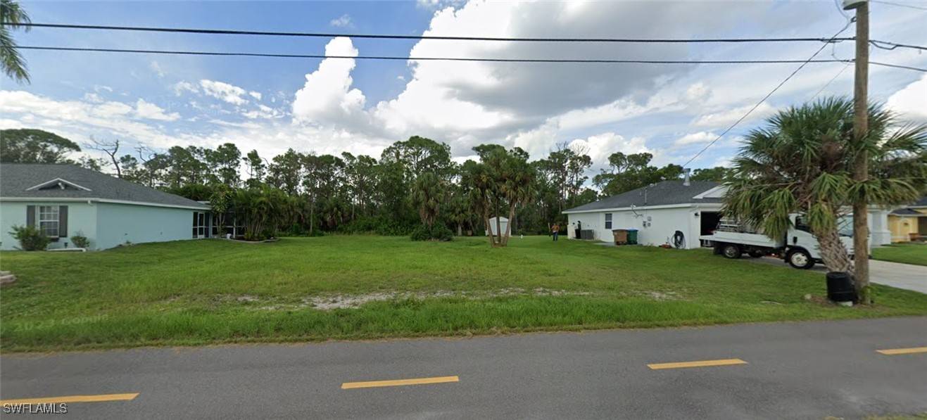 Cape Coral, FL 33993,2827 Van Buren Pkwy