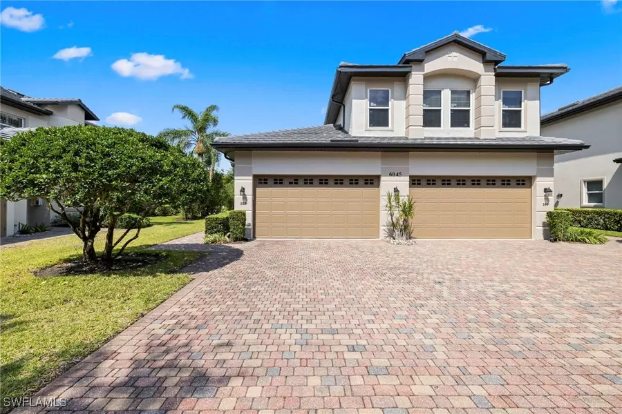 6045 Ashford LN #103, Naples, FL 34110