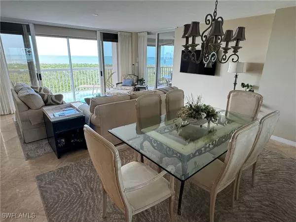 Naples, FL 34108,6573 Marissa LOOP #1205