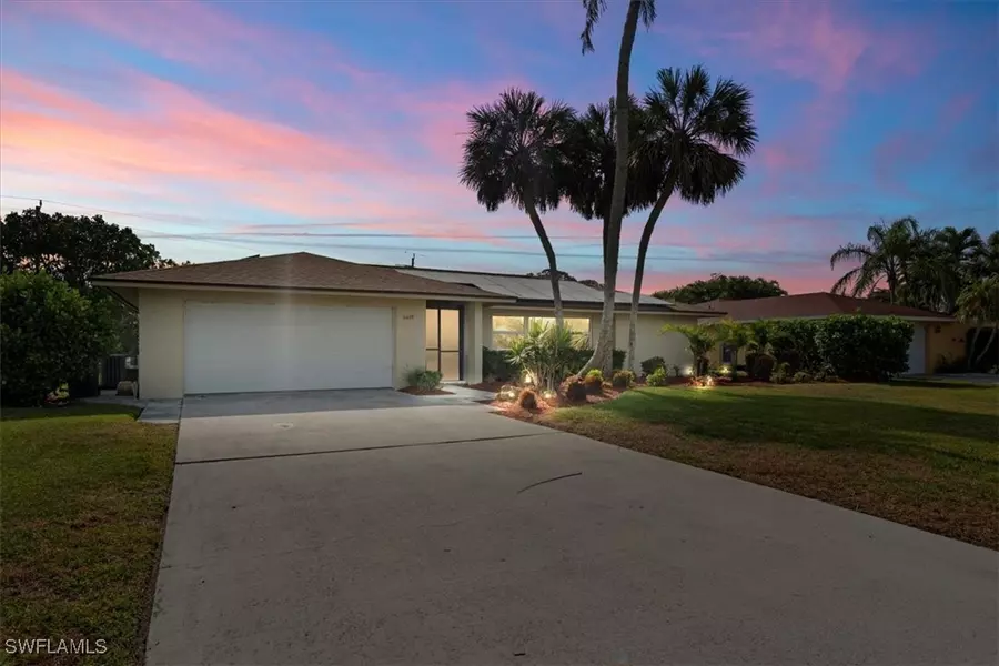 4419 Lakewood BLVD, Naples, FL 34112