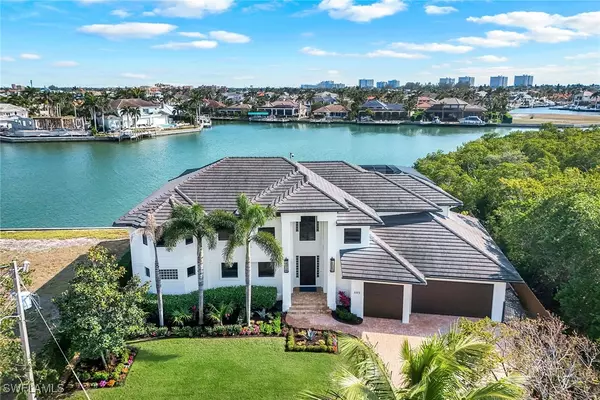 685 Embassy CT, Marco Island, FL 34145