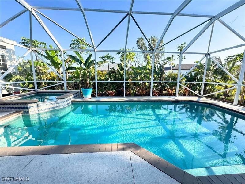 1616 NW 17th ST, Cape Coral, FL 33993