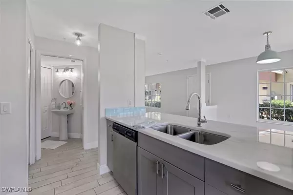 Fort Myers, FL 33913,9465 Ivy Brook RUN #901