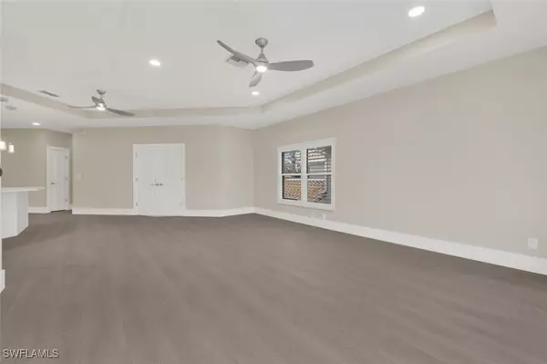 Naples, FL 34119,11408 Quail Village WAY #C-201
