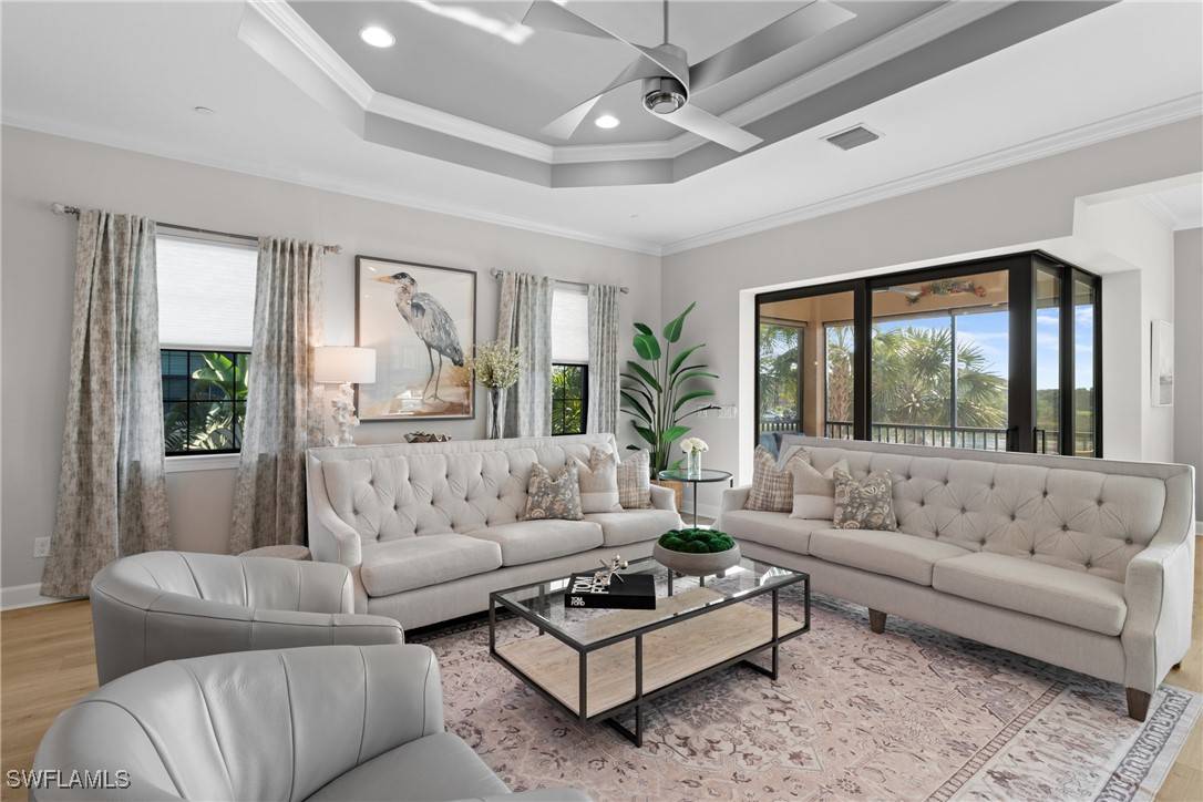 Naples, FL 34119,9642 Montelanico LOOP #201