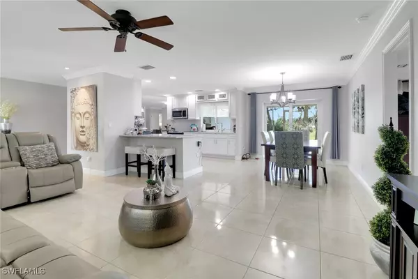 Naples, FL 34117,1530 Everglades BLVD S