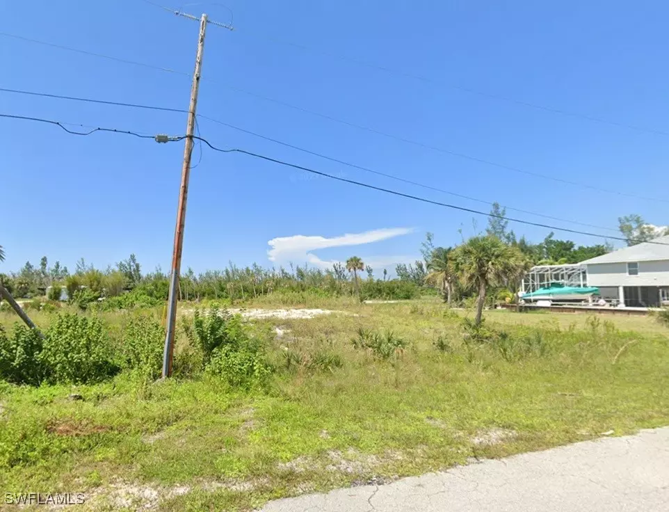 Bokeelia, FL 33922,14461 Tamarac Drive DR