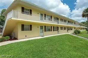 Naples, FL 34105,3325 Airport RD N #R3