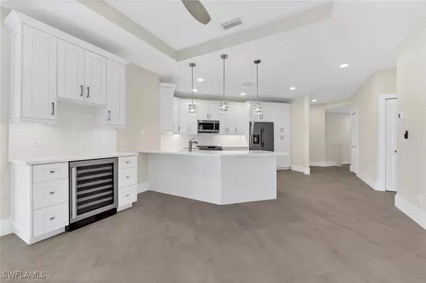 Naples, FL 34119,11412 Quail Village WAY #D-201