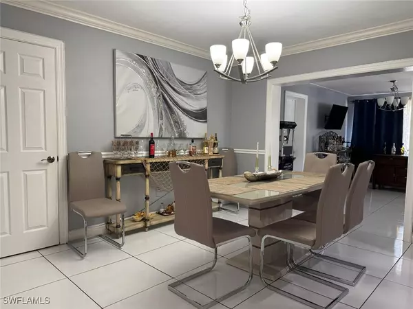 Naples, FL 34116,4454 19th PL SW