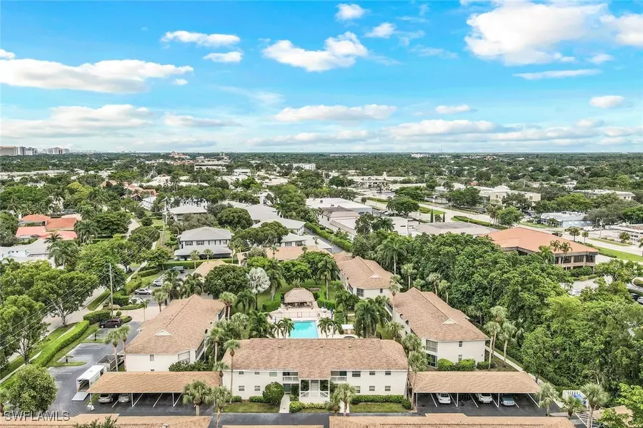 3200 Binnacle DR #B4, Naples, FL 34103