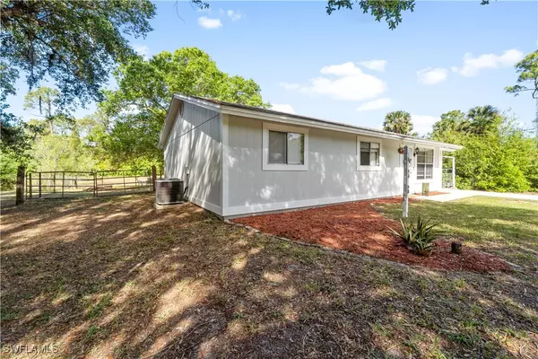 Fort Myers, FL 33905,6117 Higgins AVE