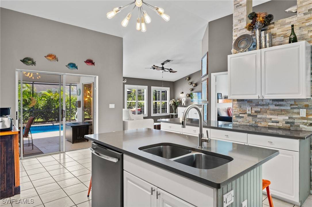Estero, FL 33928,3701 Bali LN