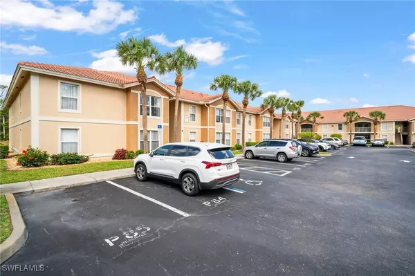 Naples, FL 34104,8245 Ibis Club Drive DR #401