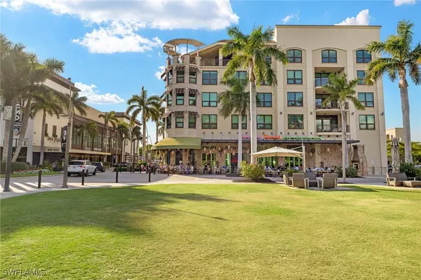 Naples, FL 34108,9123 Strada PL #7316