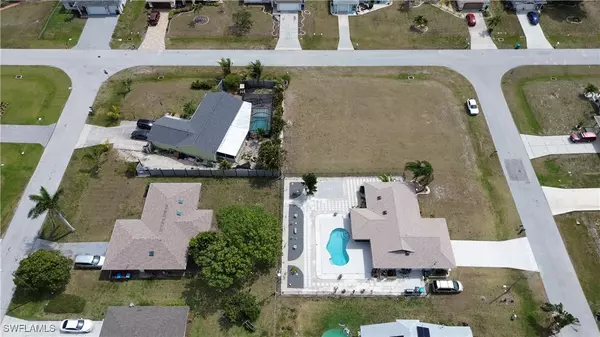 Cape Coral, FL 33914,915 SW 36th ST