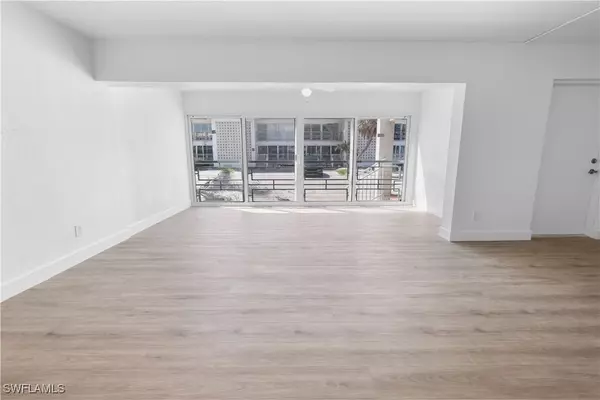 Fort Myers Beach, FL 33931,6500 Estero BLVD #F116
