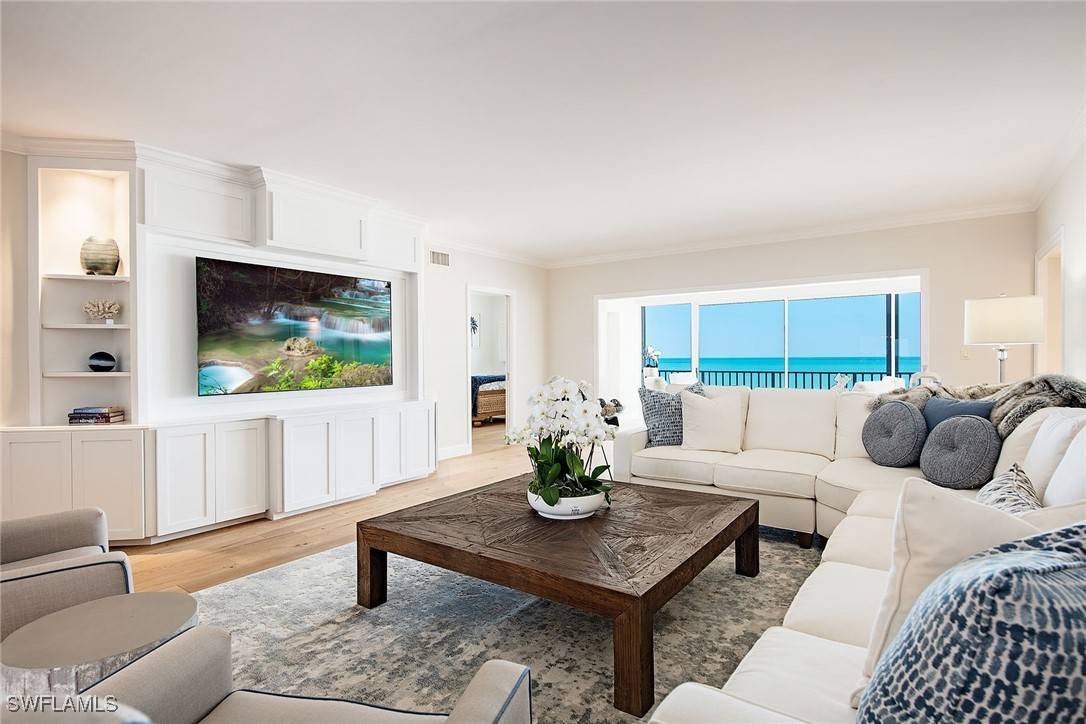 2905 Gulf Shore BLVD N #603N, Naples, FL 34103