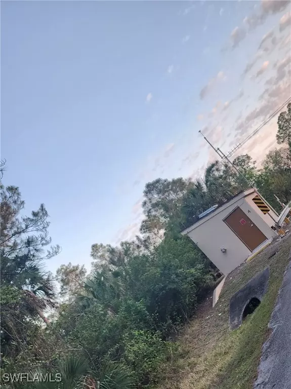 Naples, FL 34117,Address not disclosed