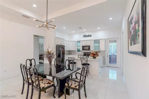 Naples, FL 34120,233 39th AVE NE