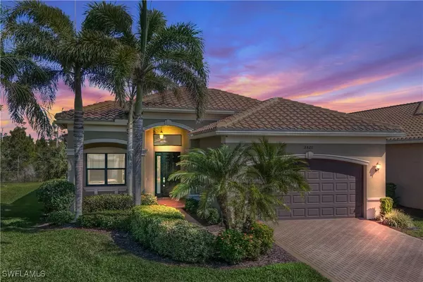 2820 Cinnamon Bay CIR, Naples, FL 34119